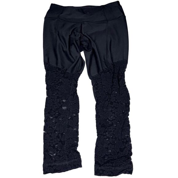 90 Degree by Reflex Black Capri Leggings with Lace Panels - Size Small - Picture 1 of 5
